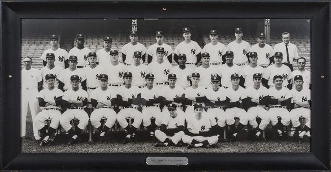 1961 World Champions New York Yankees Original Large Format Framed 20x36" Photograph That Hung in Yankee Stadium 
